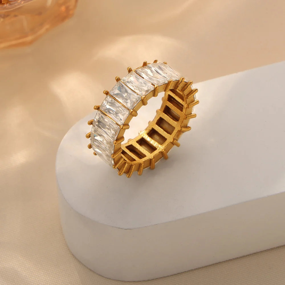 Geometric Eternity Ring
