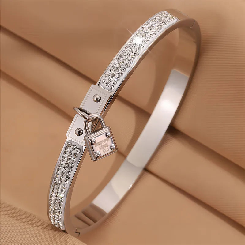 Love Cubic Zirc Bracelet