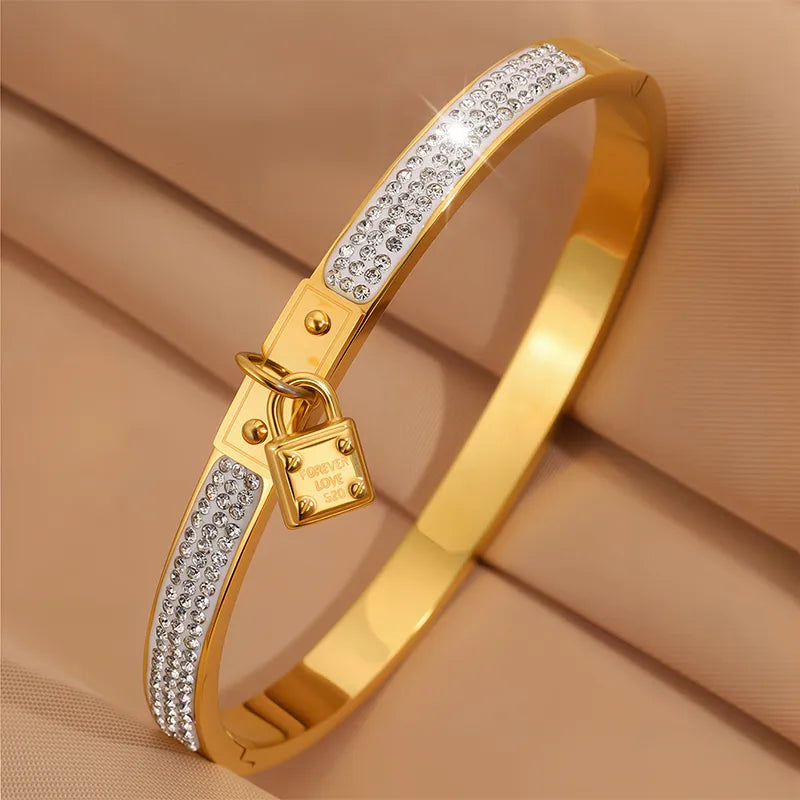 Love Cubic Zirc Bracelet