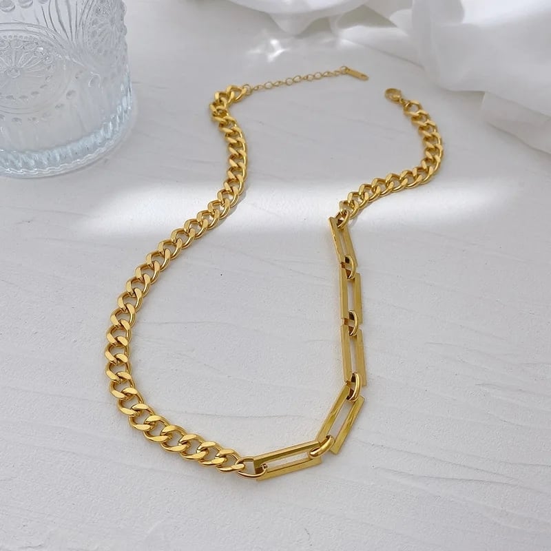Amber Link Detail Necklace