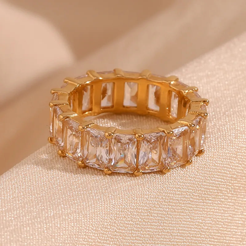 Geometric Eternity Ring