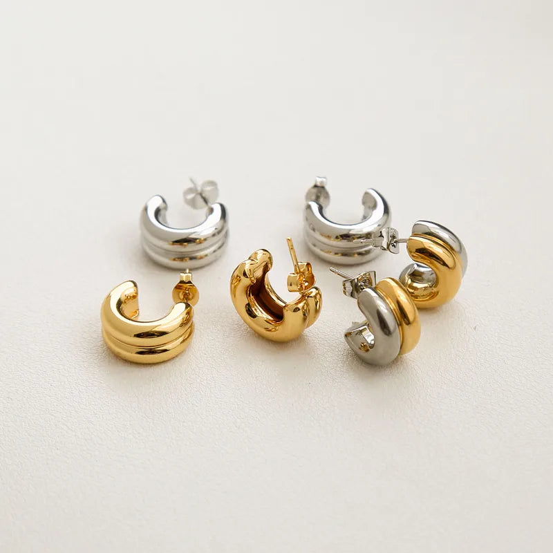 Tayla Barrel Hoop Earring