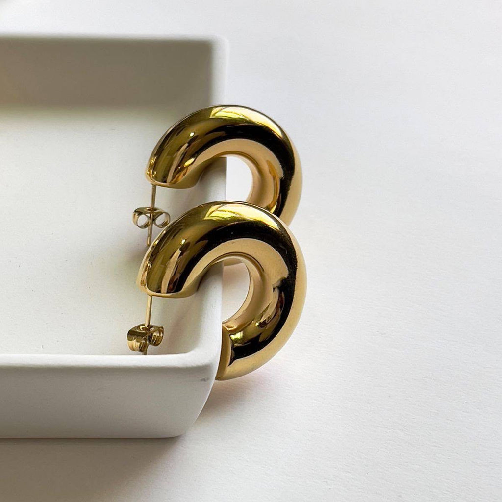 Everyday Hoop Earring