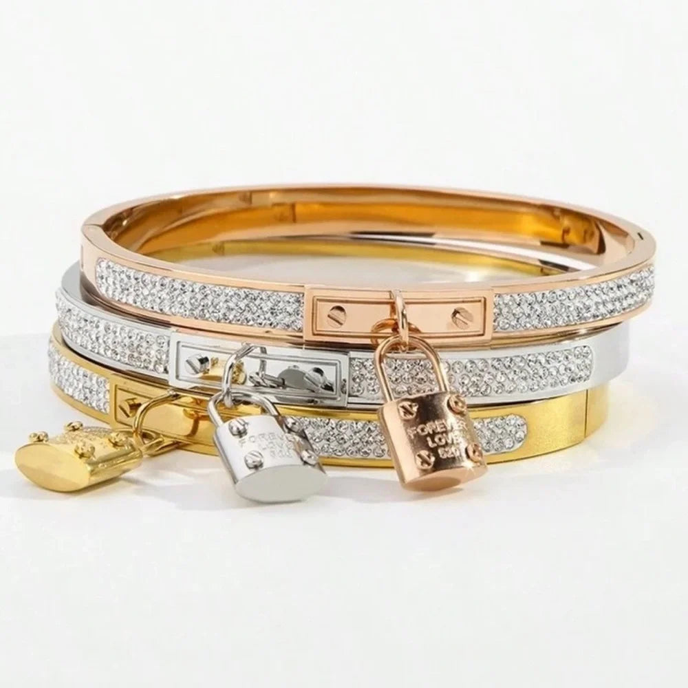 Love Cubic Zirc Bracelet
